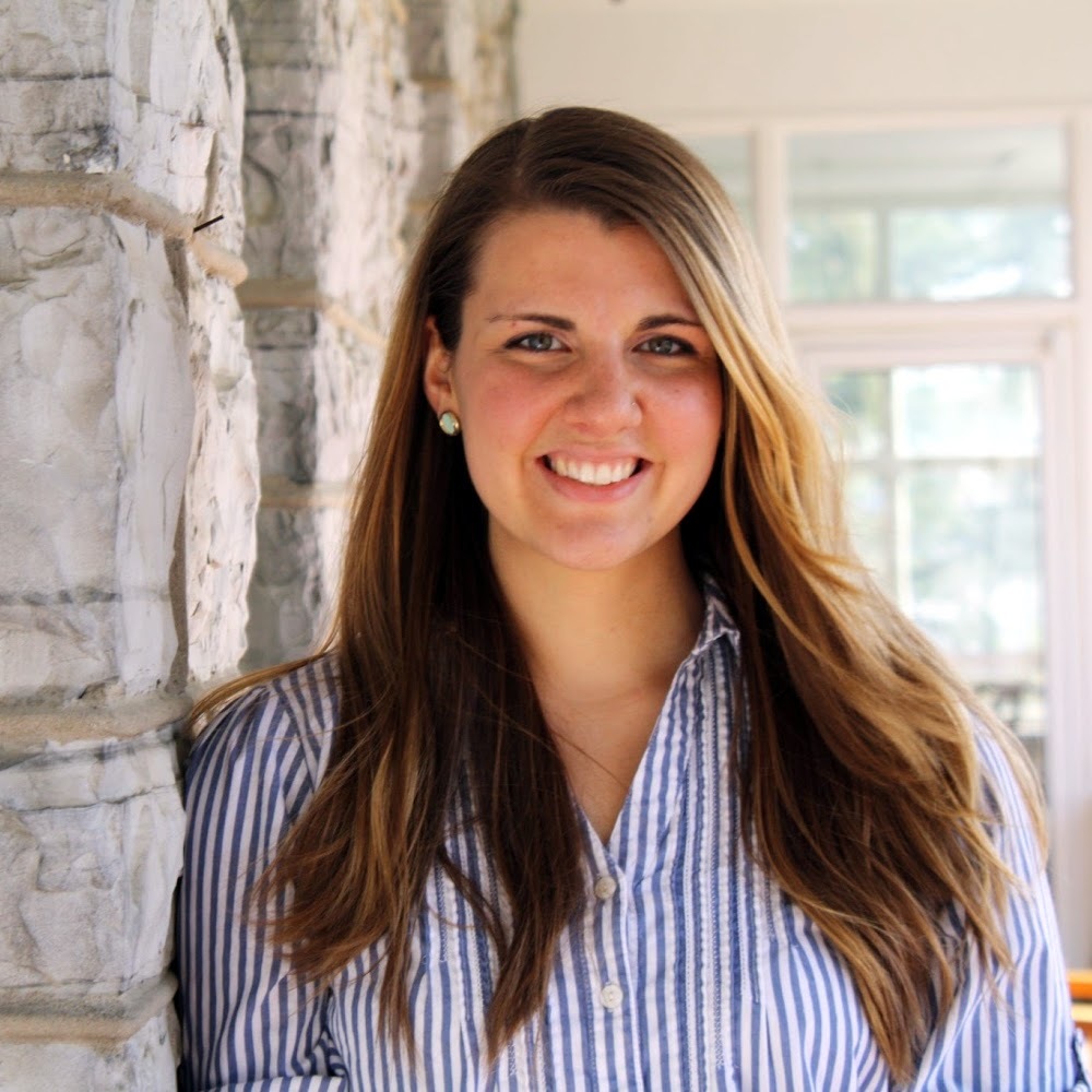 Meet your Posher, Caitlin